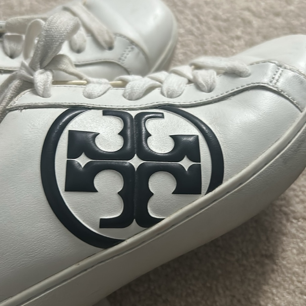 Tory Burch White Sneakers with Black Emblem - Picture 5 of 7